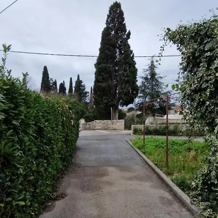 Croatia Trogir, 4 Rooms, Pool 4km Apartman *