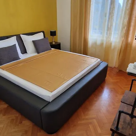 Croatia Trogir, 4 Rooms, Pool 4km Apartman Trogir