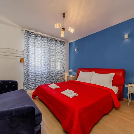 Croatia Trogir, 4 Rooms, Pool 4km