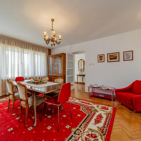 Croatia Trogir, 4 Rooms, Pool 4km Apartman Trogir